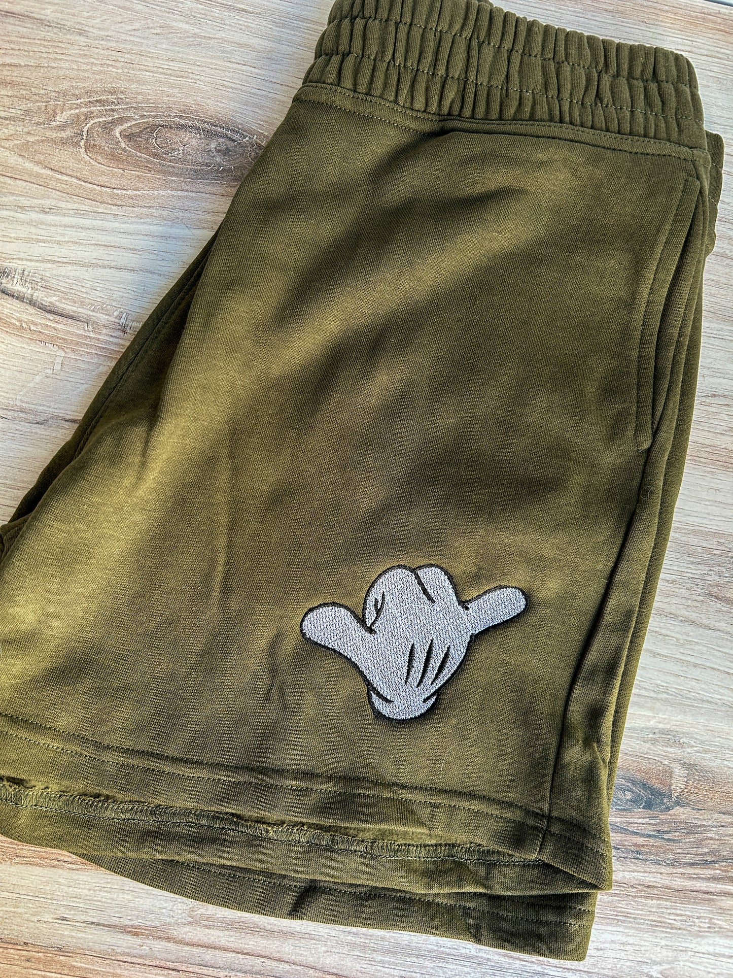 Mouse Shaka Embroidered Shorts